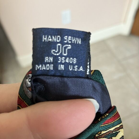 Bill Walker Clothier Men’s Silk Necktie Christmas Nutcrackers Made In USA - Picture 6 of 6